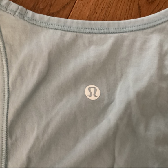 Lululemon Tank. B2 - Picture 3 of 4